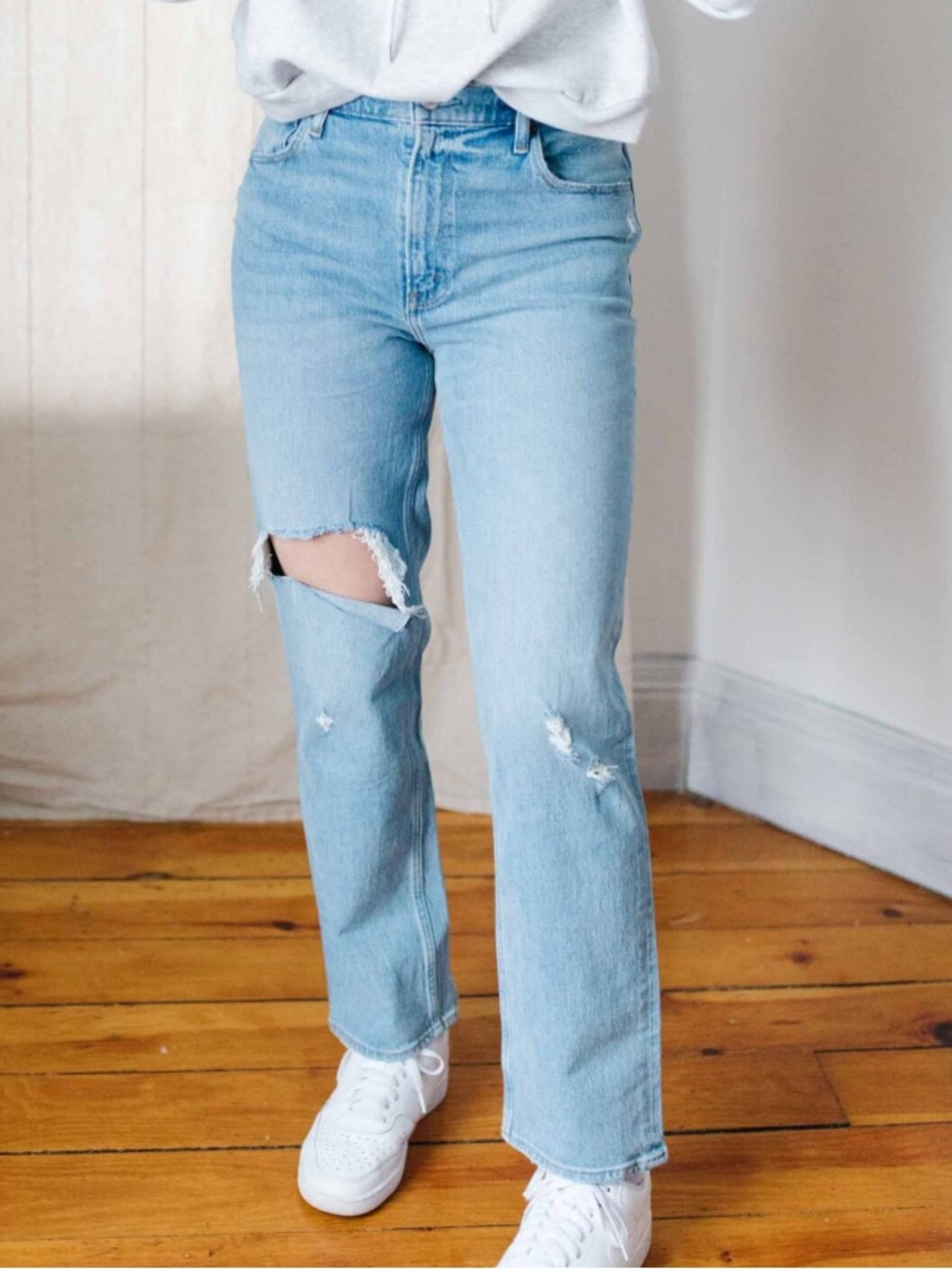Abercrombie & Fitch The 90s Straight Ultra High Rise Jean -
Curve Love
